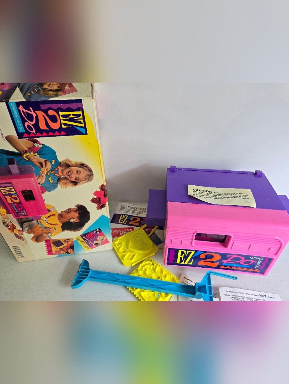 Vintage 1992 Kenner EZ 2 Do Fashion Machine crafts jewelry maker